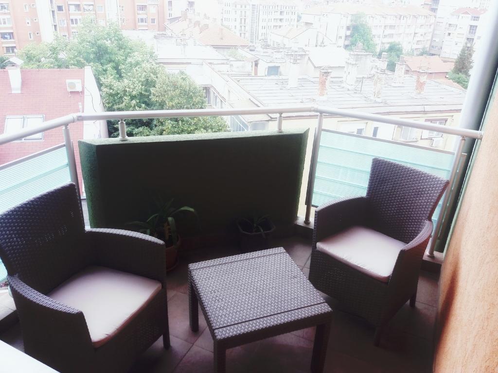 Apartment Aleksija Nis Exterior photo